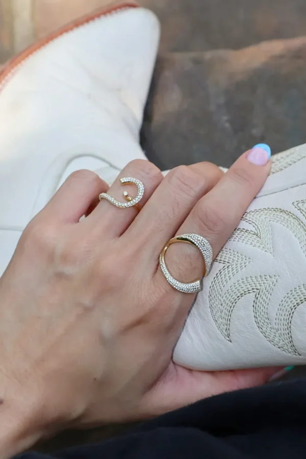 Kloto Cosmic Ring