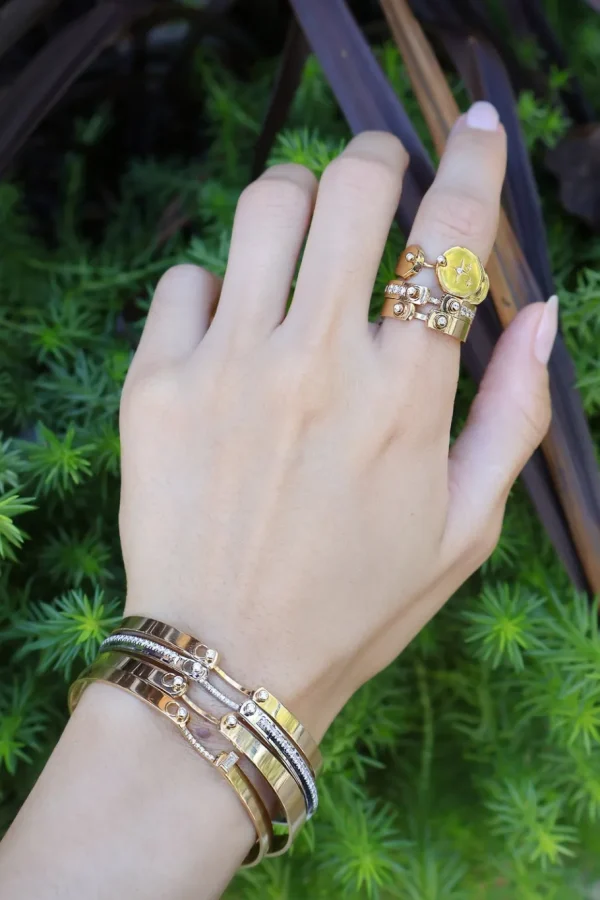 Nouvel Heritage Dinner Date Mood Bangle