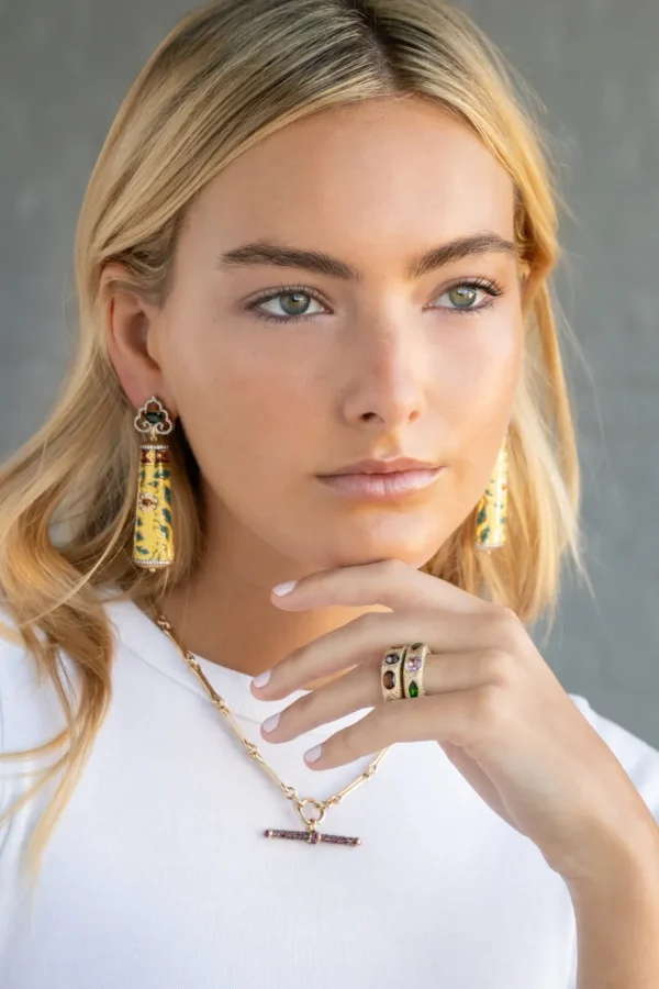 Rene Barnes Queenie VI Ring