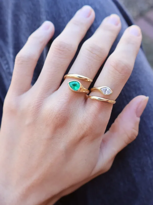 Tiny Gods Scintillate Diamond Snake Ring